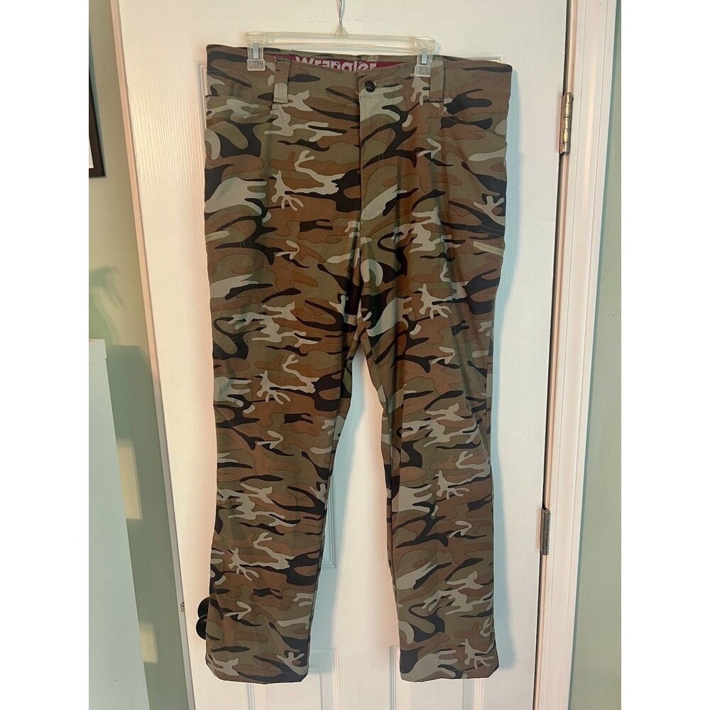 Wrangler Outdoor Camo All Terrain Flex Utility Cargo Pants 38x32